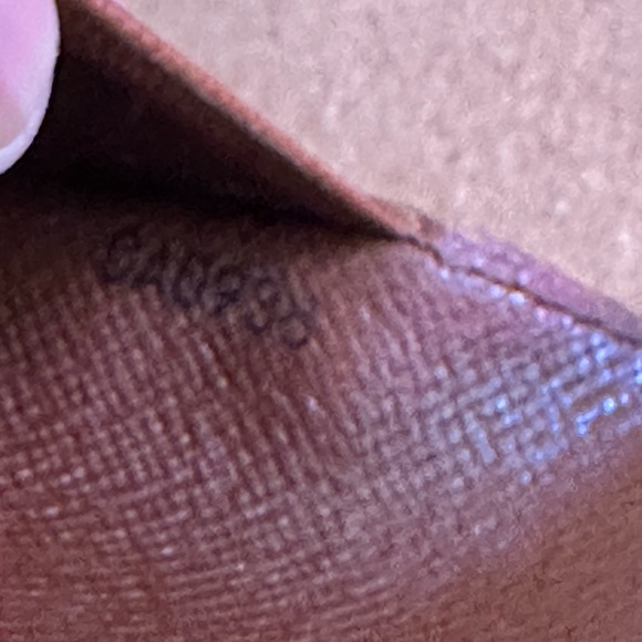 Louis Vuitton Monogram Porte-Monnaie Tresor Wallet - Picture 13 of 14